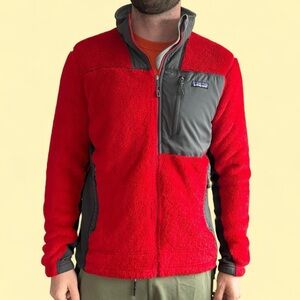 Patagonia Men's Discontinued Jacket in Red and Gray